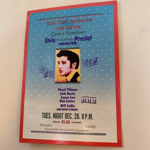 Elvis | Two Metal Tin Signs Wall Art - Picture 2 of 8